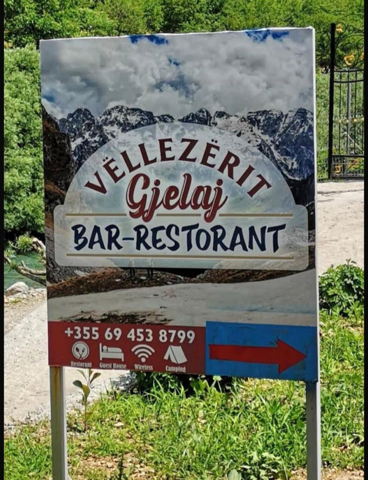 Bed & Breakfast Vellezrit Gjelaj *